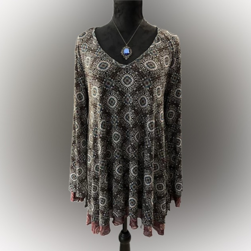 GIMMICKS Geometric Long Sleeve Boho Style Tunic